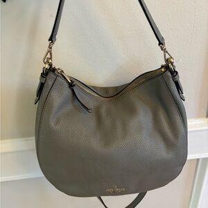 Kate spade bag with shoulder and crossbody strap in gray, in great condition